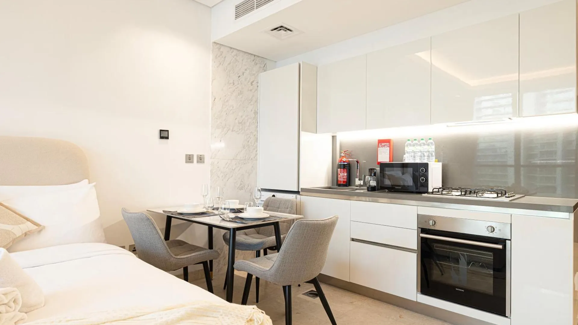 Outstanding New Studio With 2 Double Beds,In Downtown Dubai United Arab Emirates