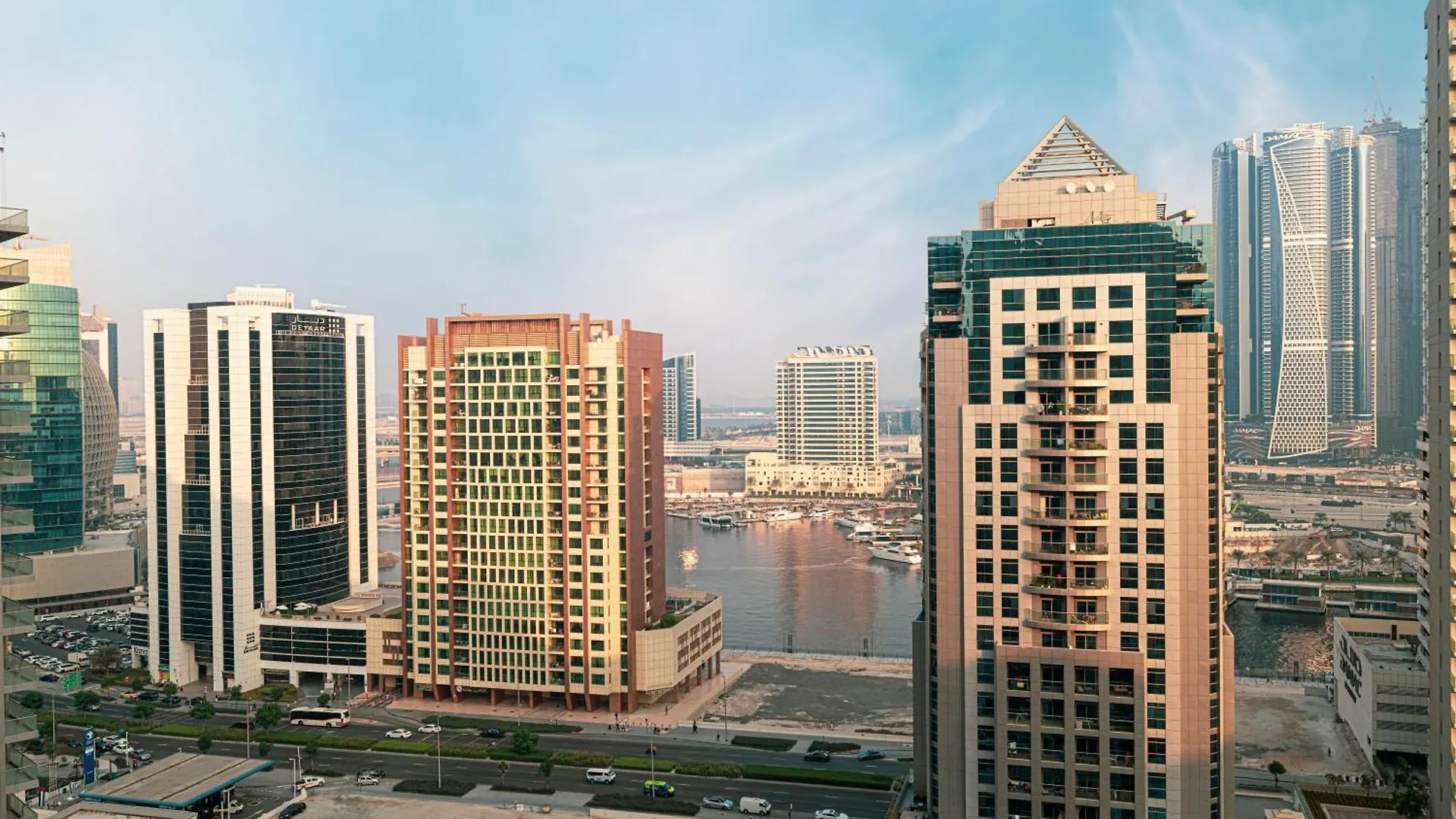 Outstanding New Studio With 2 Double Beds,In Downtown Dubai