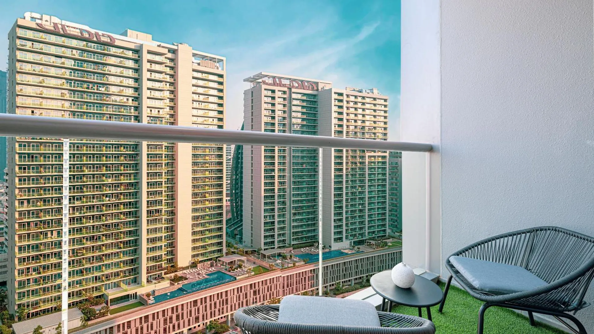 Outstanding New Studio With 2 Double Beds,In Downtown Dubai Daire