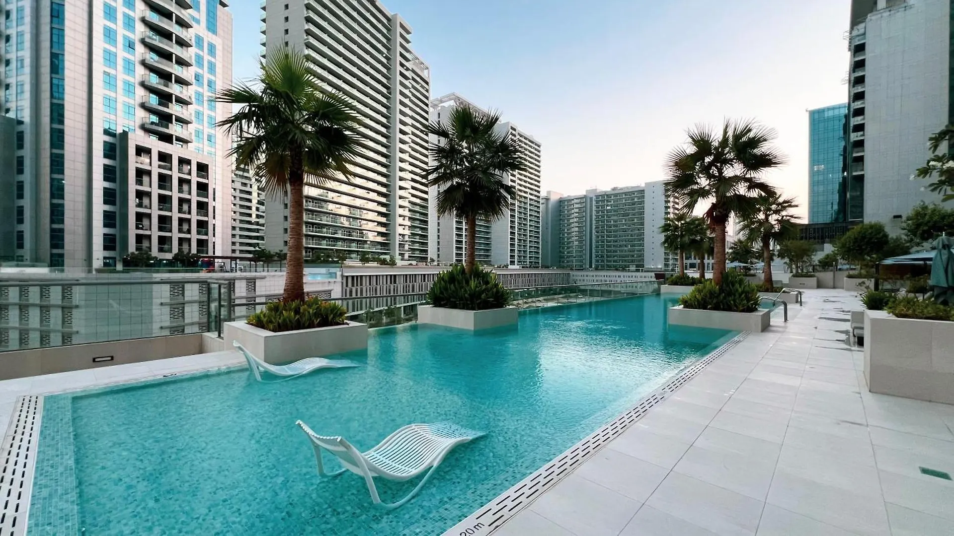Outstanding New Studio With 2 Double Beds,In Downtown Dubai 0*,