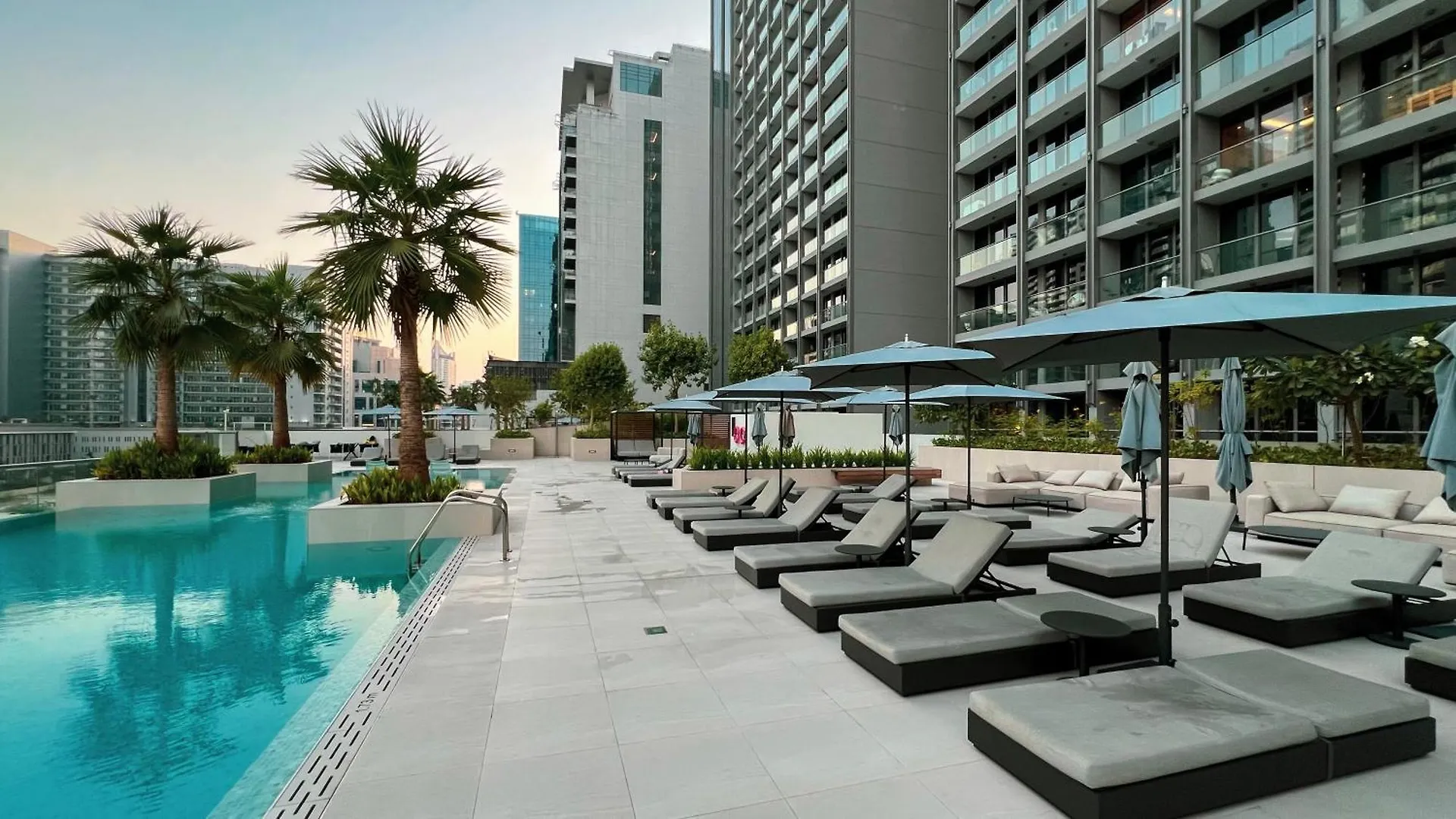 Outstanding New Studio With 2 Double Beds,In Downtown Dubai